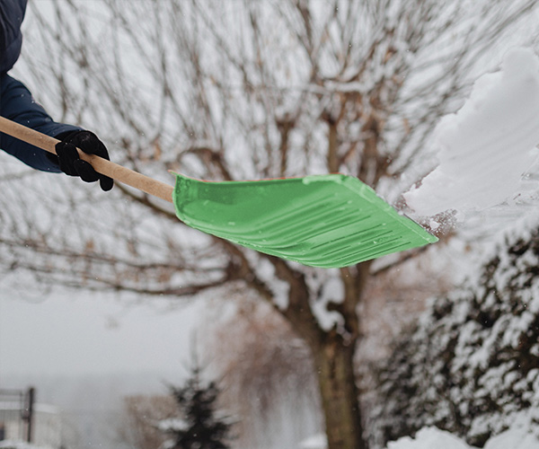 cleaning-snow